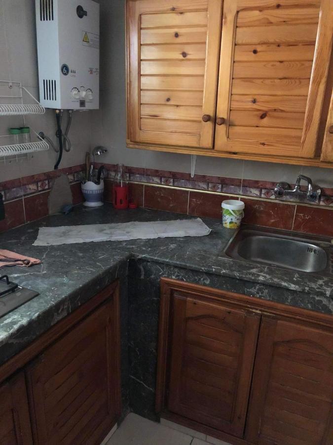 شقة توجد وسط مدينة طنجة و تتوفر على كامل التجهيزات الضرورية خاصةبالعائلات מראה חיצוני תמונה