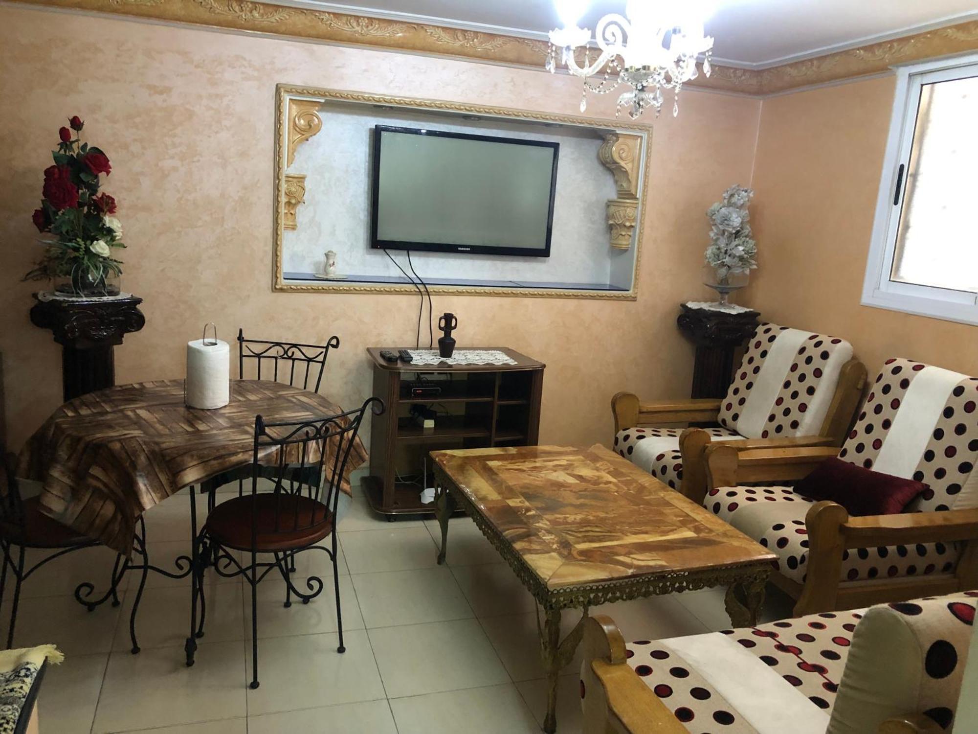 شقة توجد وسط مدينة طنجة و تتوفر على كامل التجهيزات الضرورية خاصةبالعائلات מראה חיצוני תמונה